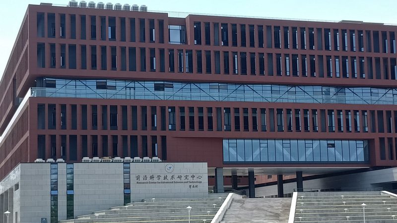 新能源汽车连接器：关键部件的演变与挑战**